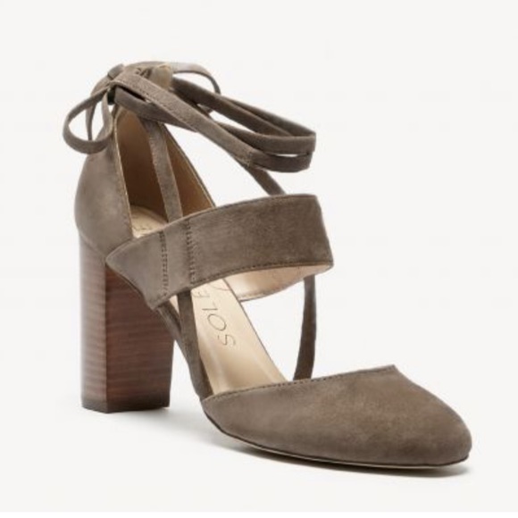 Sole Society Isabeli Pump in Taupe - Picture 2 of 7